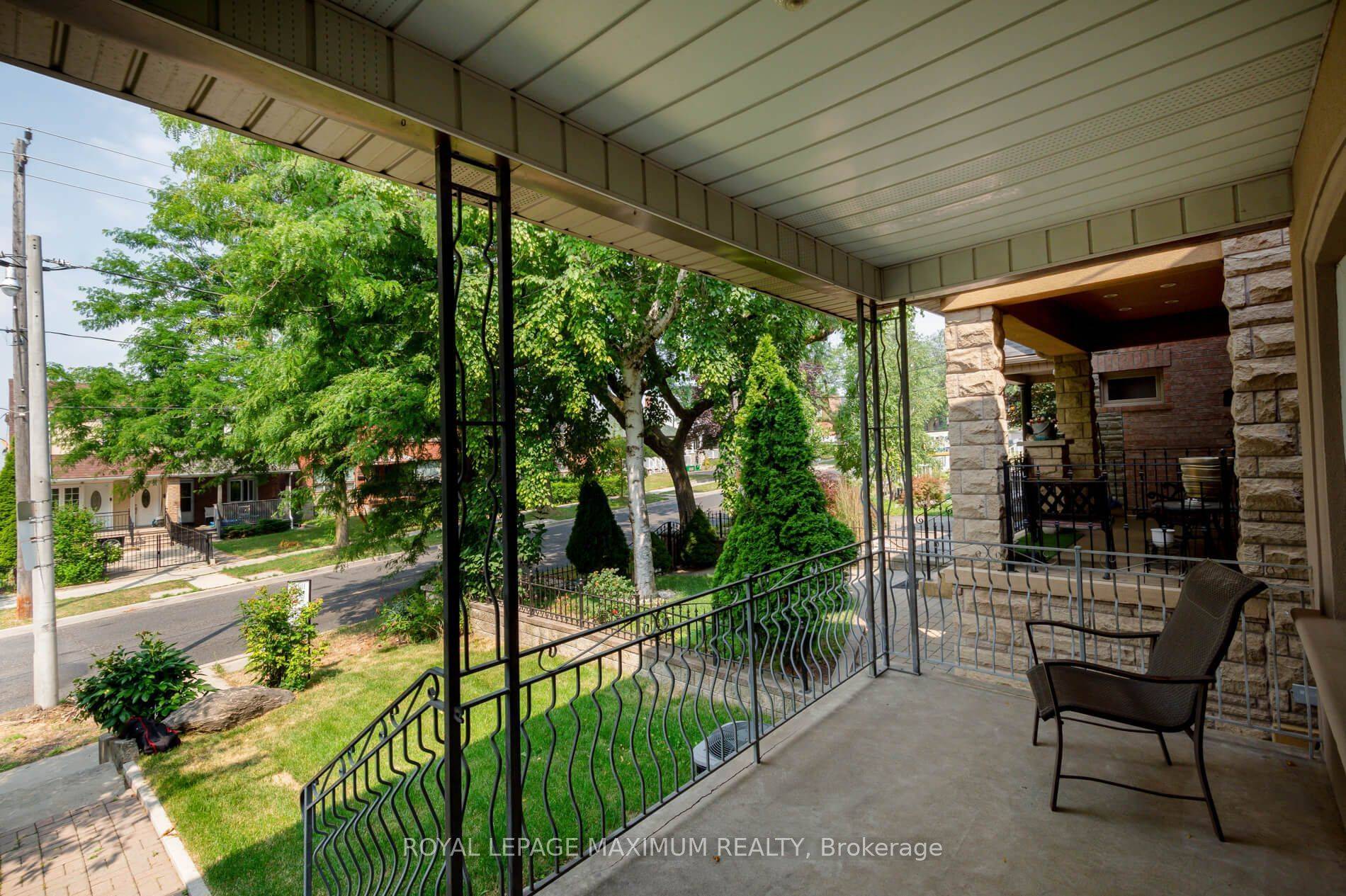 Toronto W03, ON M6E 4S8,161 Caledonia RD