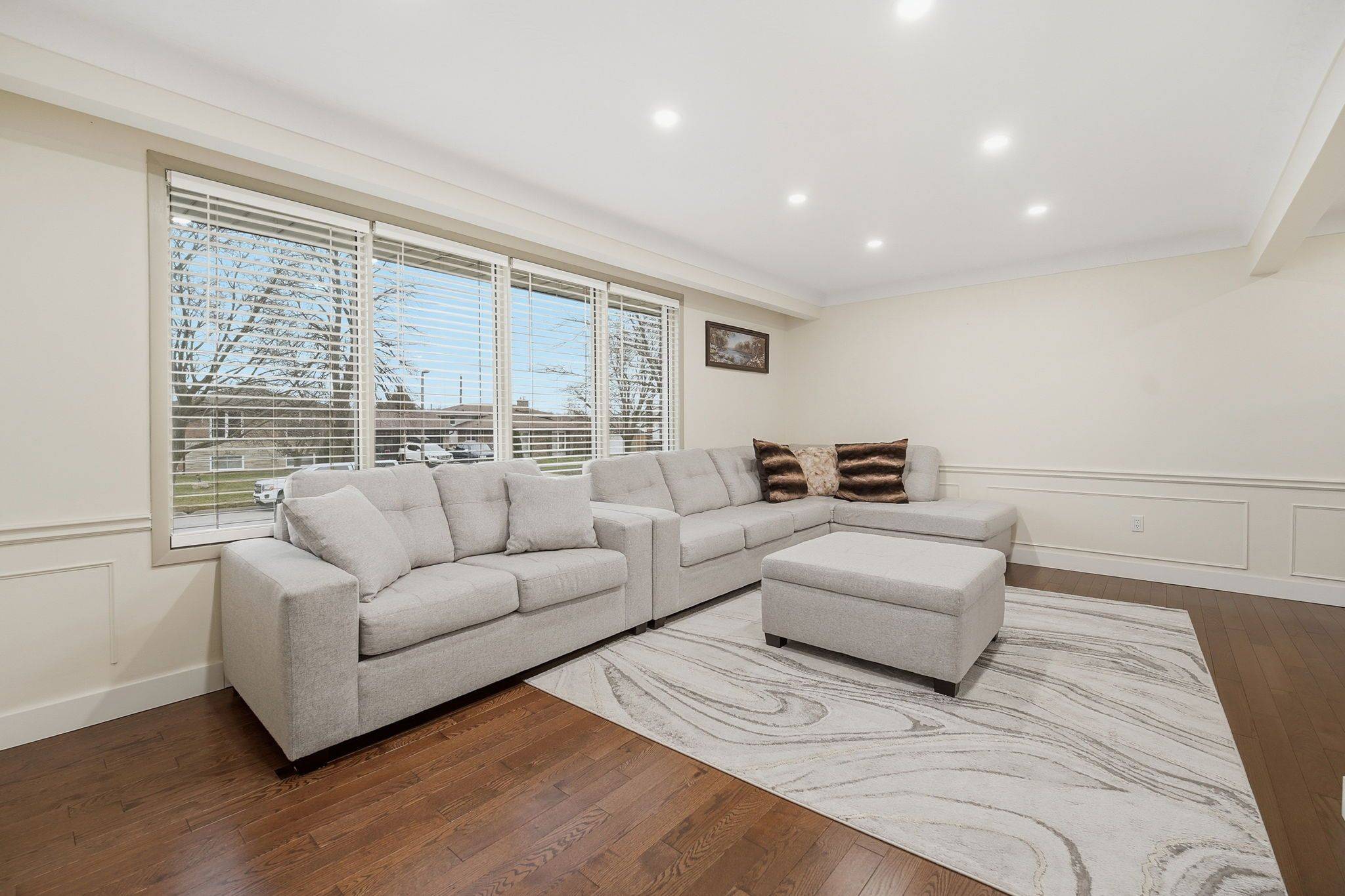 Welland, ON L3B 4B9,1 Laval AVE