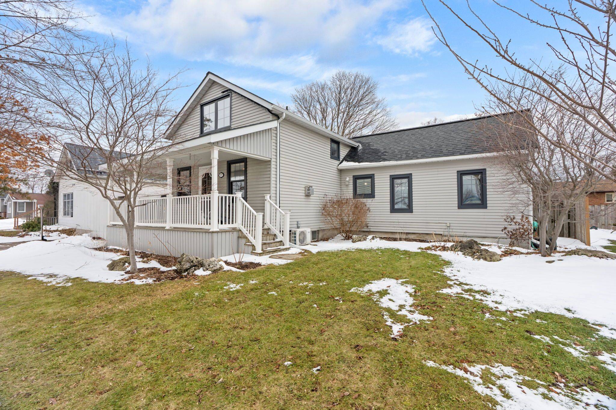 South Huron, ON N0M 1S3,140 Orchard ST