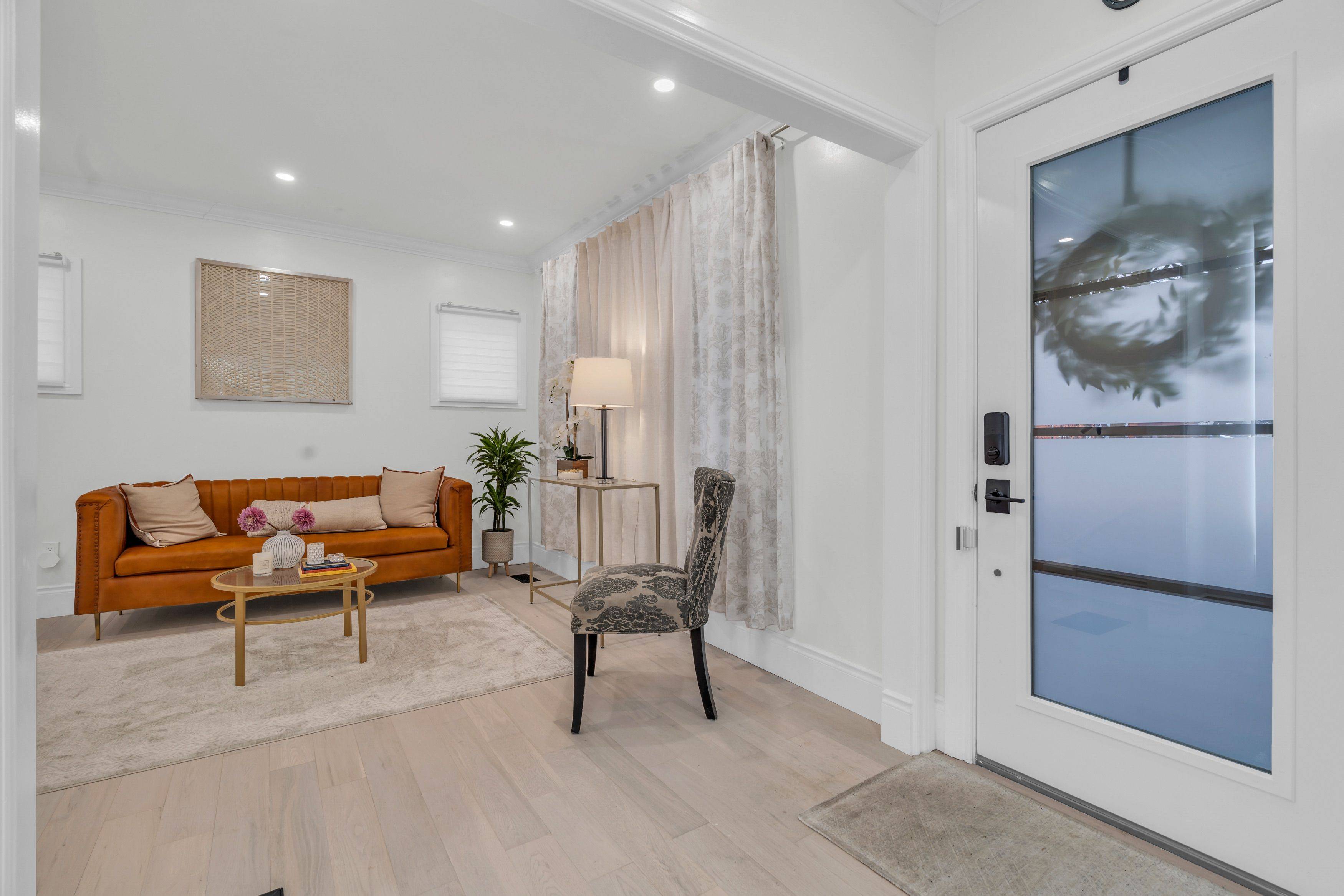 Cambridge, ON N3H 3B1,445 Moore ST