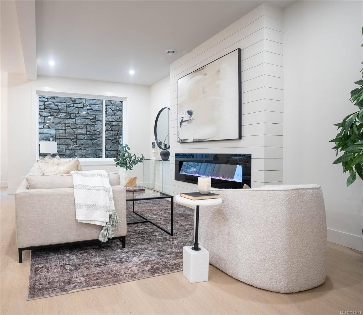 Langford, BC V9B 7A2,1565 Marble Pl