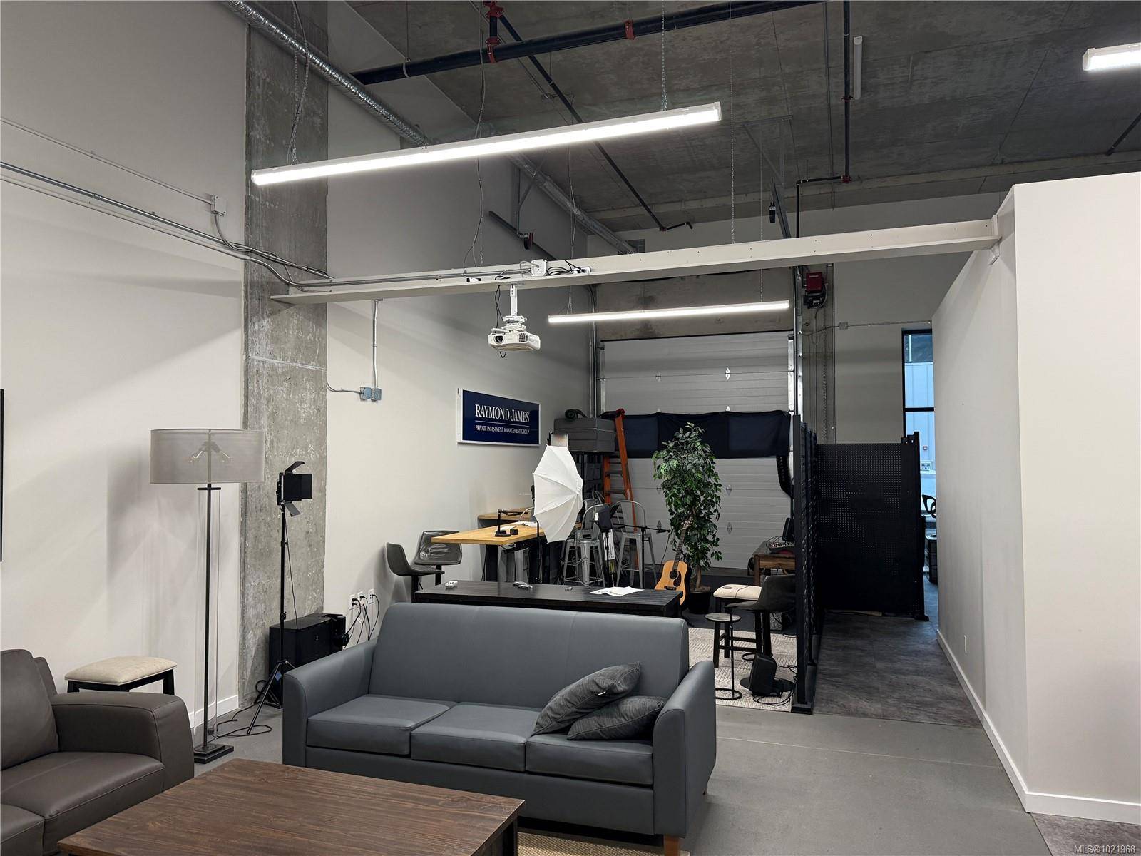 Langford, BC V9B 7A8,832 McCallum Rd #106