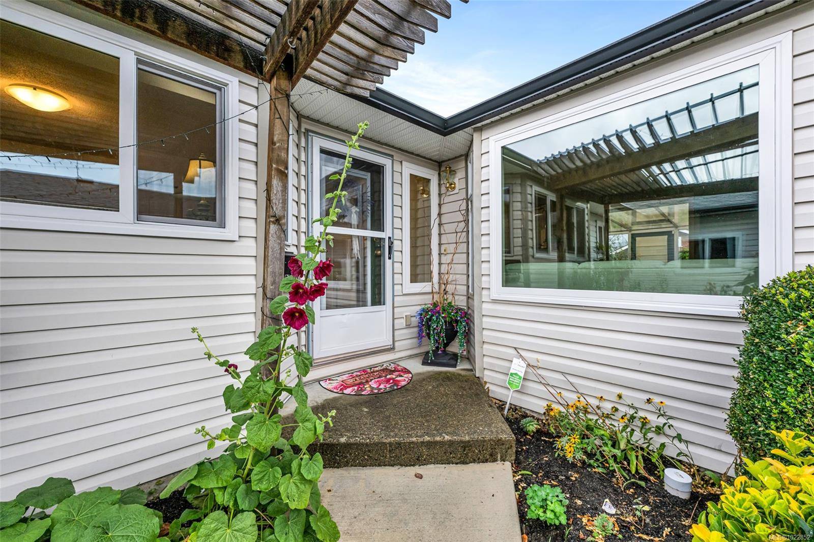 Duncan, BC V9L 6T3,1047 Marchmont Rd