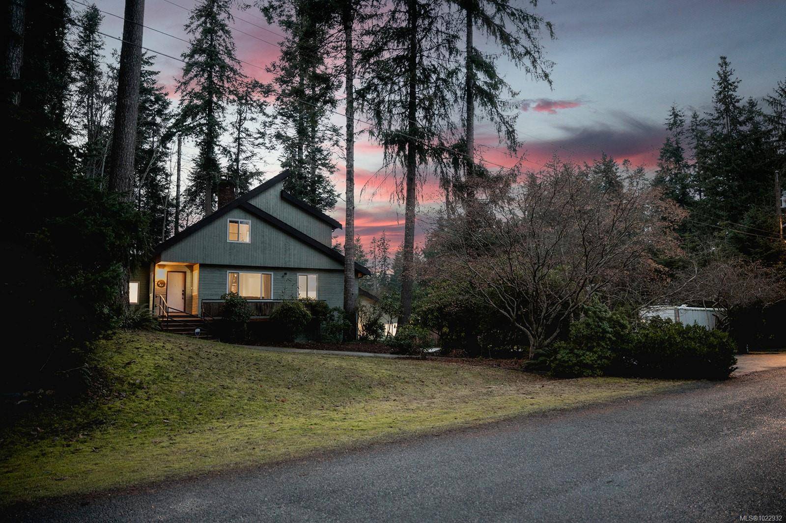 Campbell River, BC V9H 1J5,3844 Sutil Rd