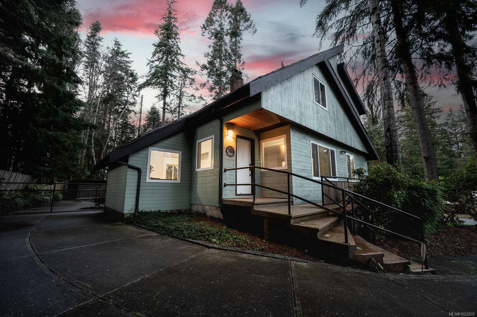 Campbell River, BC V9H 1J5,3844 Sutil Rd