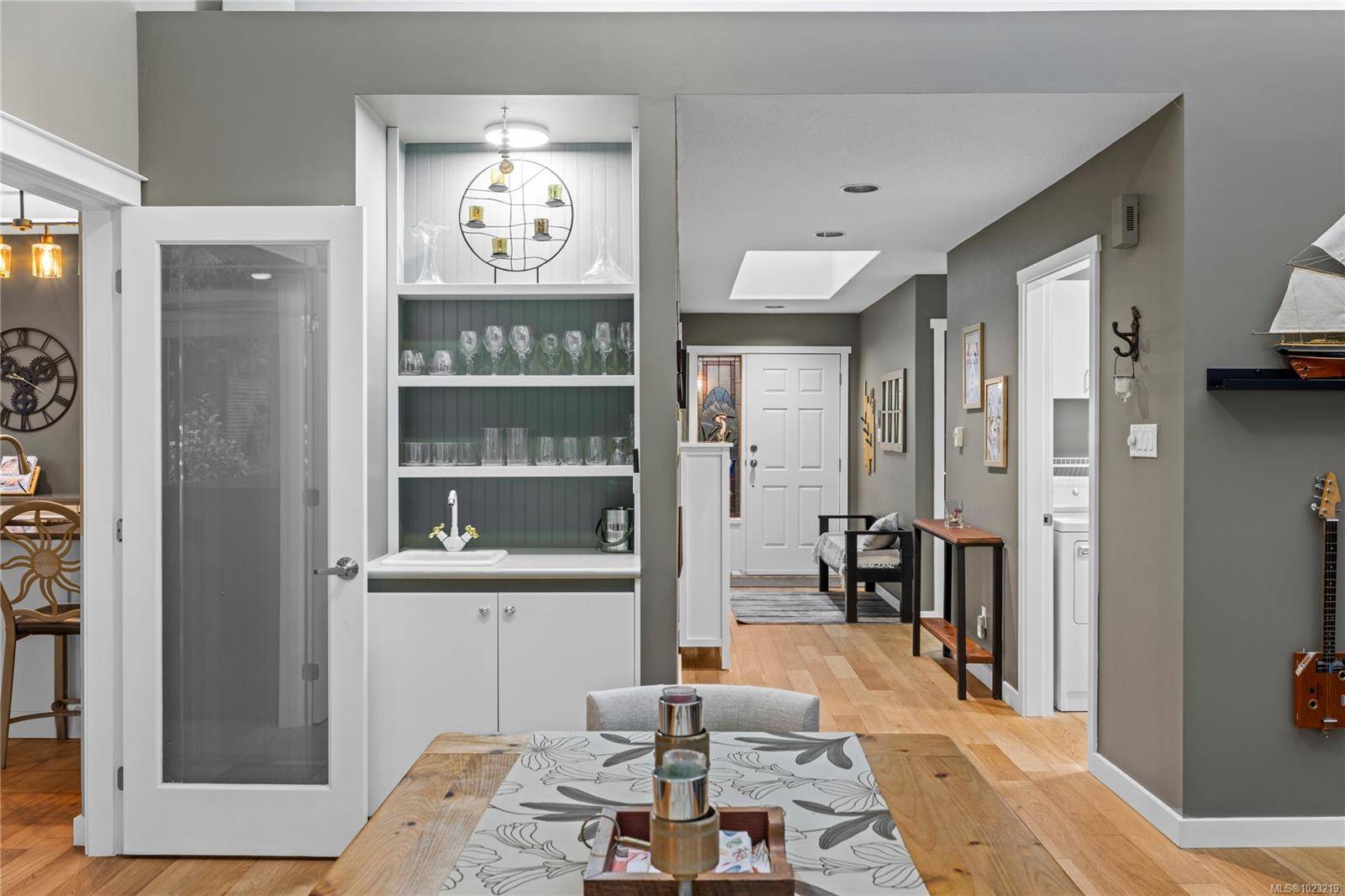 French Creek, BC V9P 2B8,805 Lakes Blvd