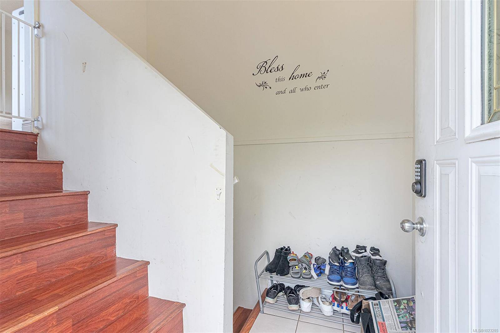 Nanaimo, BC V9R 3L1,546 Wakesiah Ave