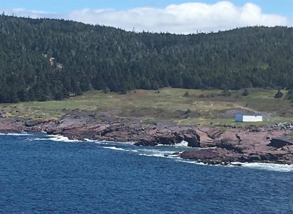 Duntara, NL A0C 1M0,0 Broad Cove