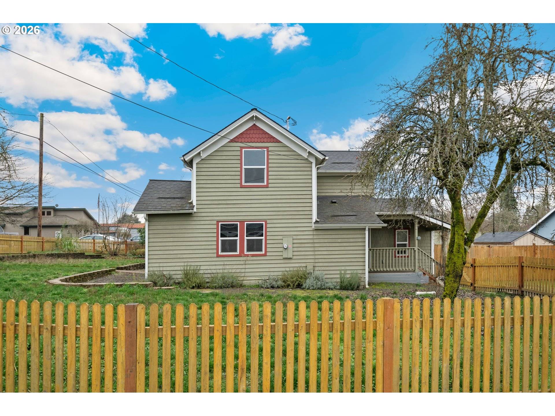 Carlton, OR 97111,357 N YAMHILL ST