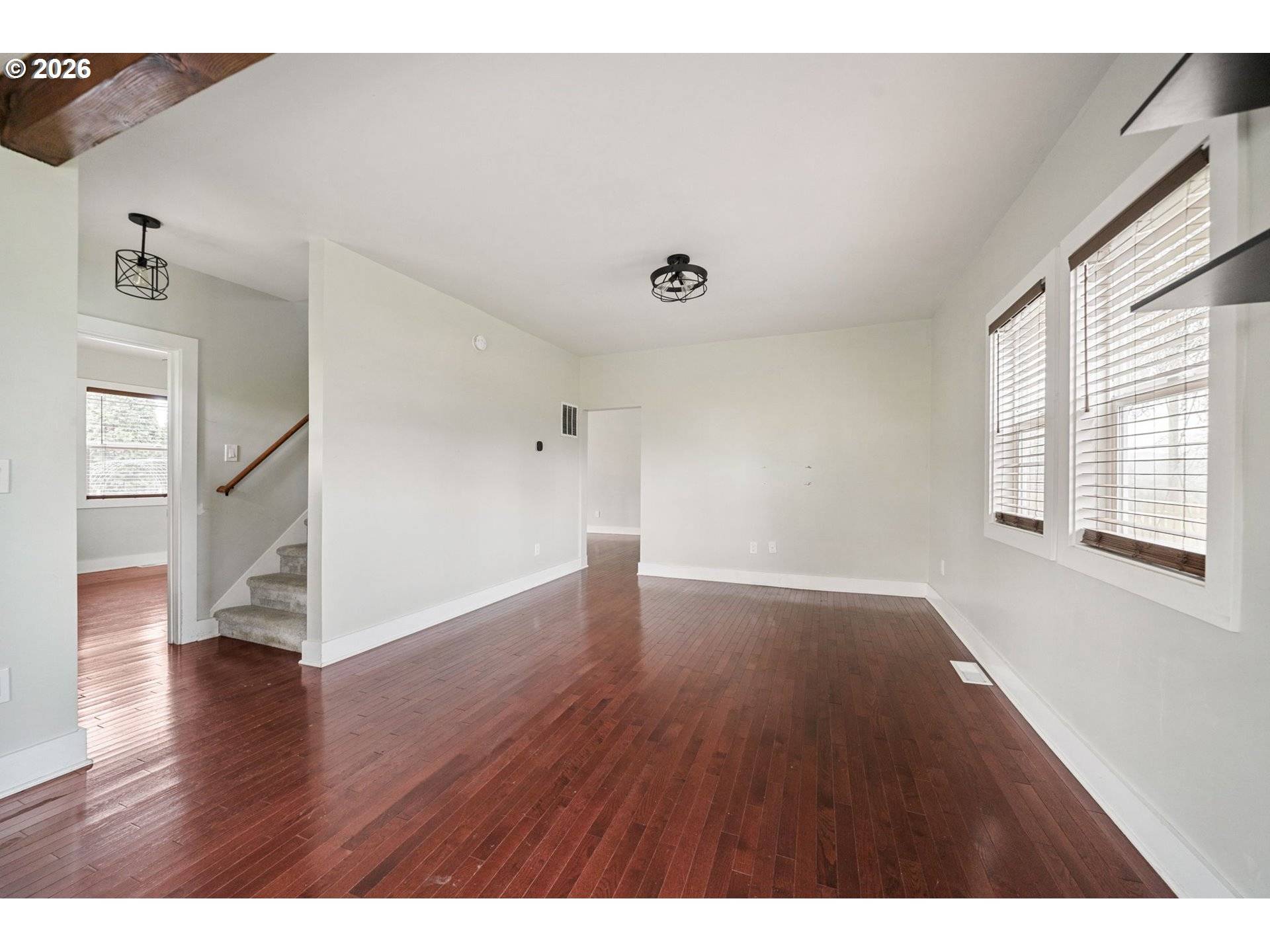 Carlton, OR 97111,357 N YAMHILL ST