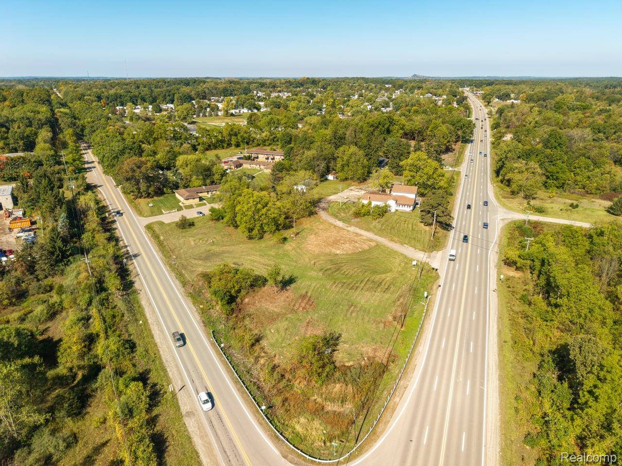 Davisburg, MI 48350,10685 DIXIE HWY