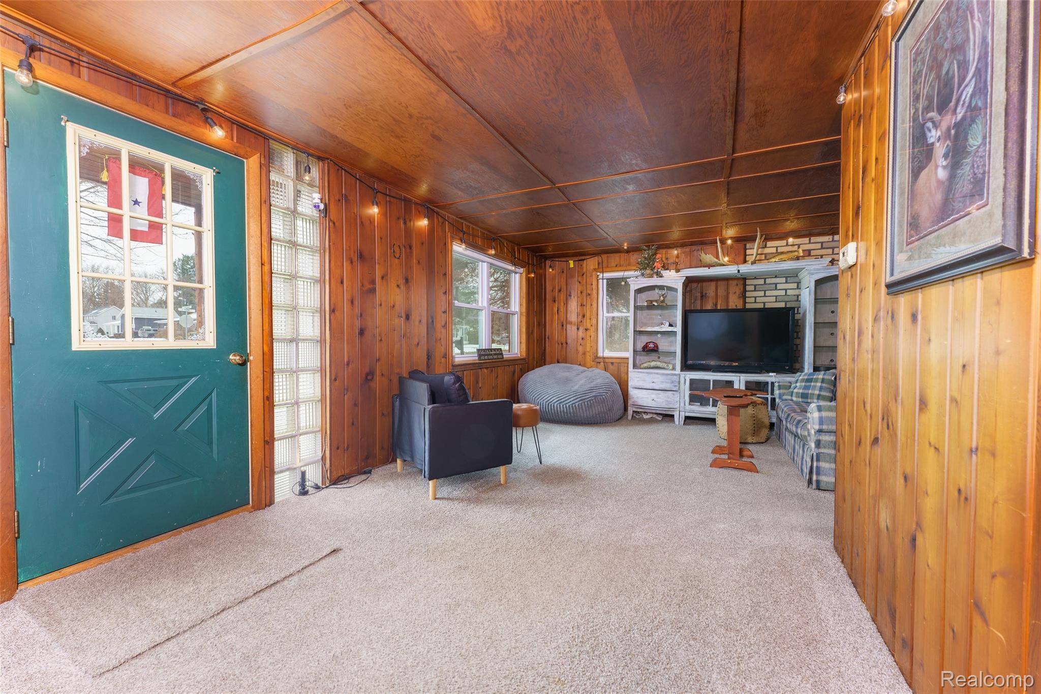 Fowlerville, MI 48836,522 E FRANK ST E