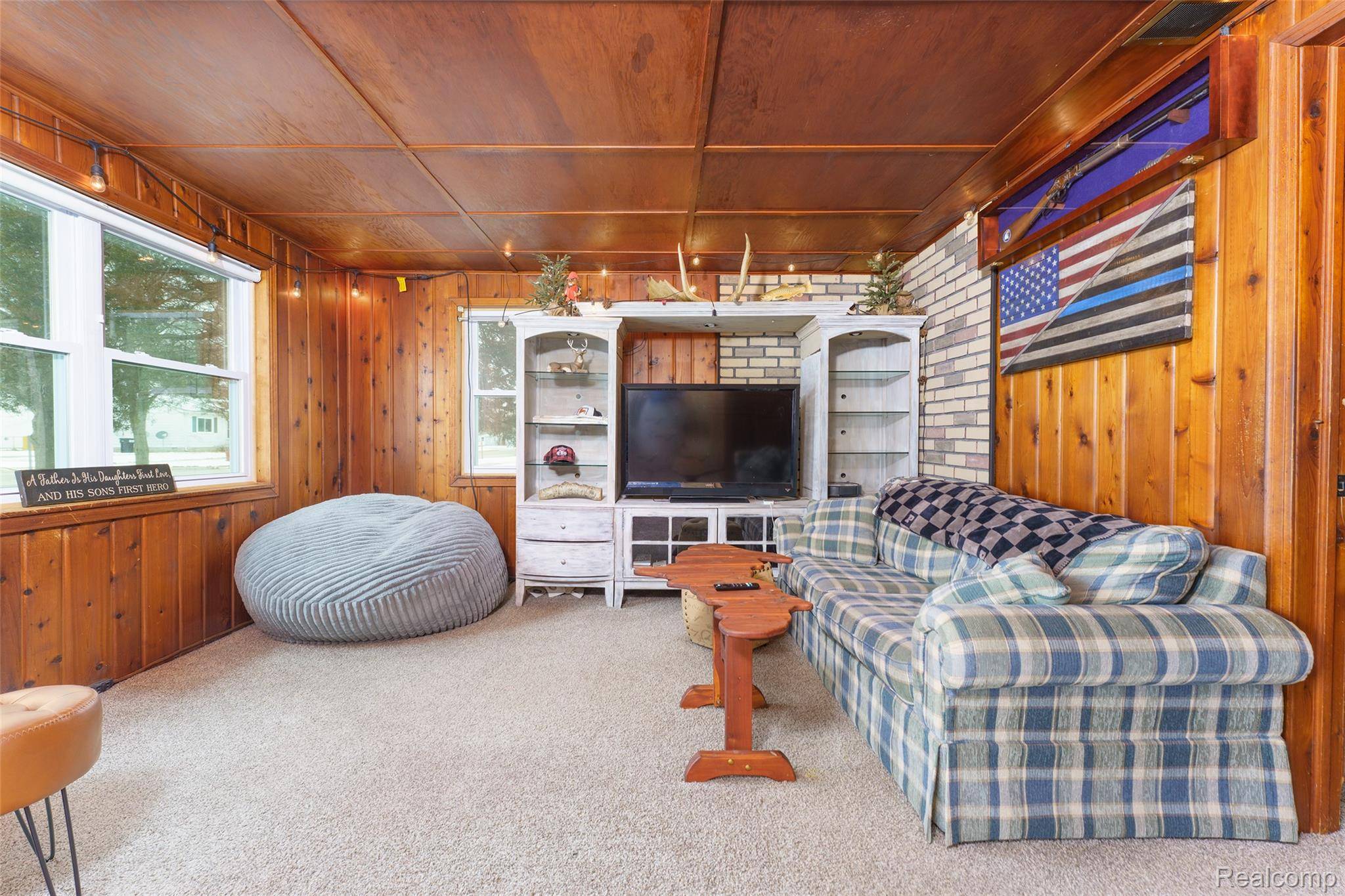 Fowlerville, MI 48836,522 E FRANK ST E