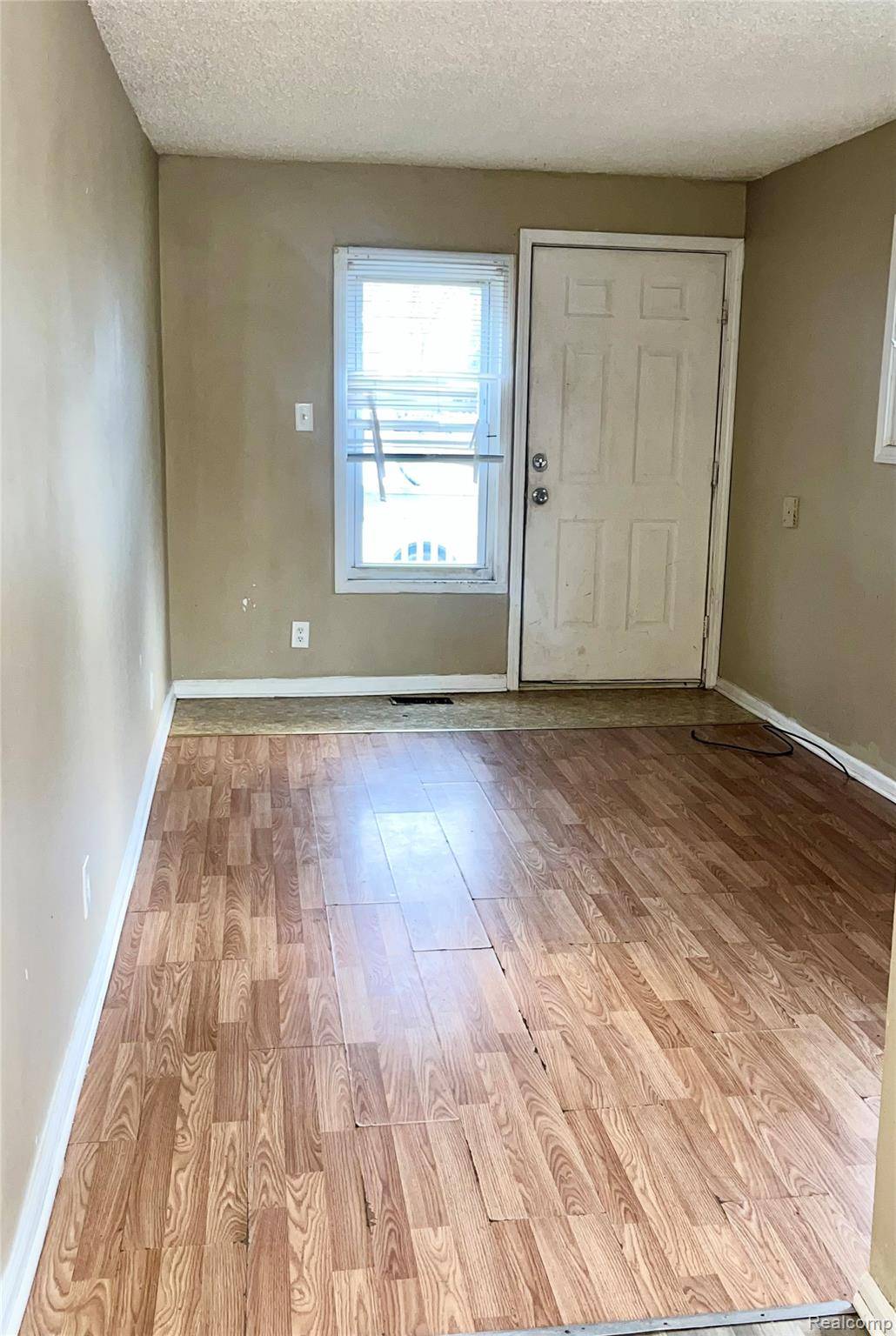 Flint, MI 48503,636 Partridge ST