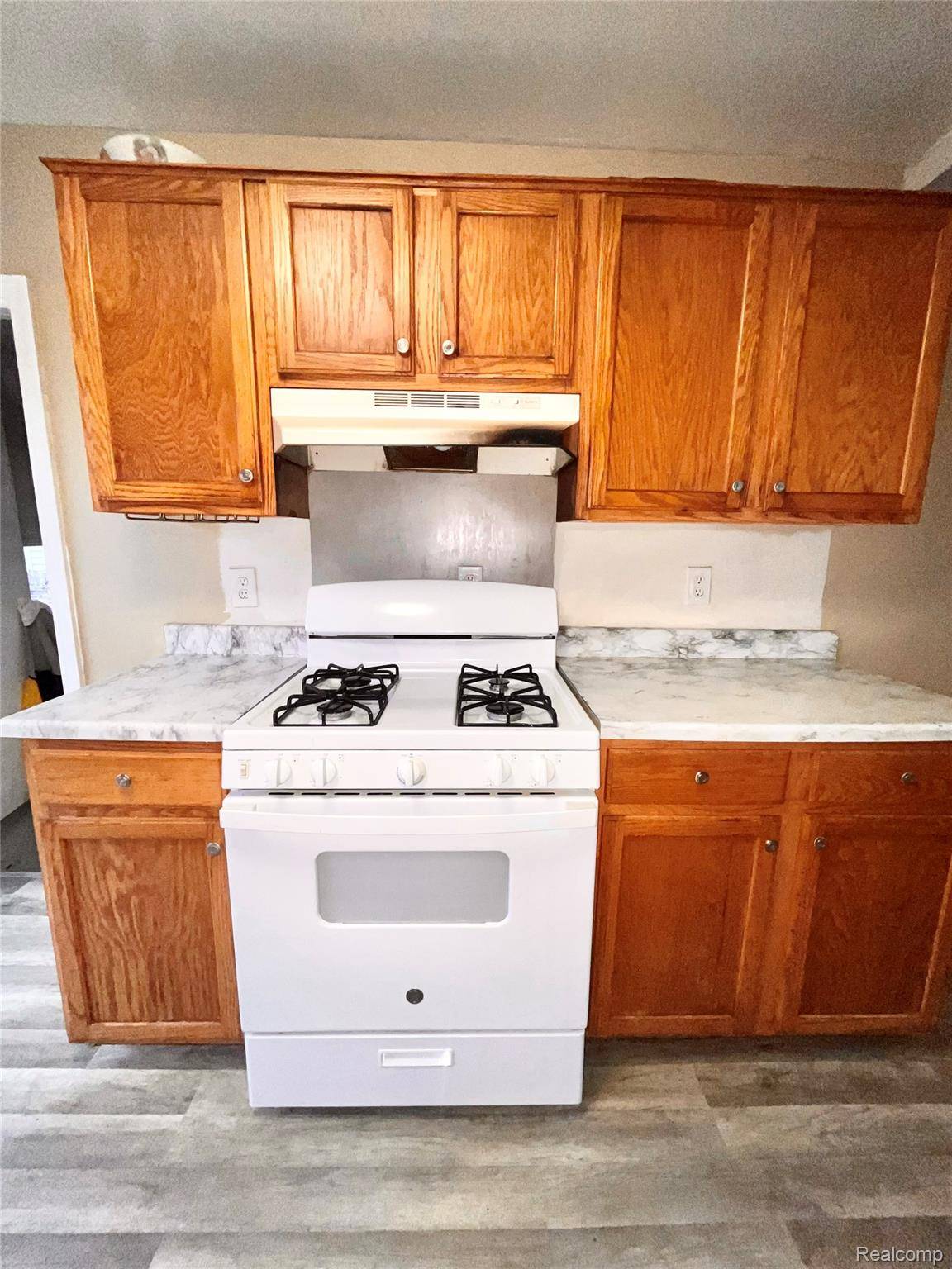 Flint, MI 48503,636 Partridge ST