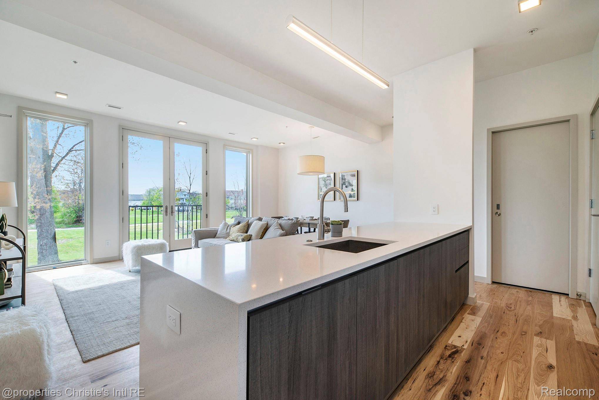 Detroit, MI 48214,1450 Townsend ST