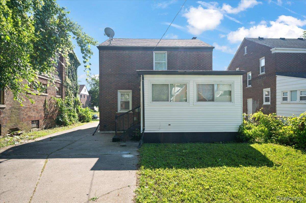 Detroit, MI 48224,3666 Somerset AVE