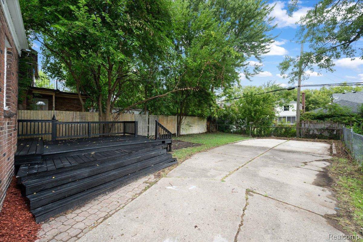 Detroit, MI 48224,3650 Somerset AVE