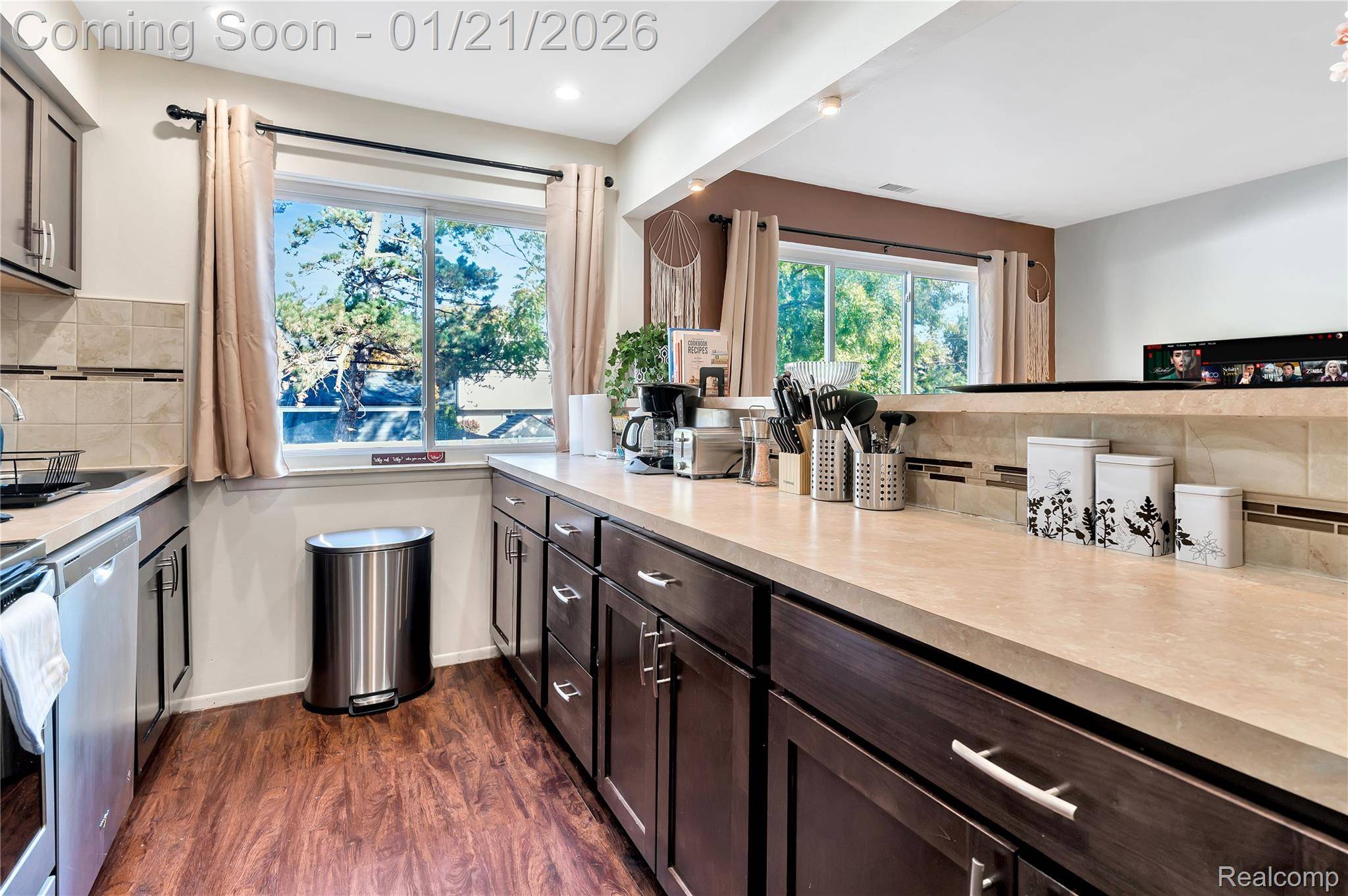 Ferndale, MI 48220,1250 W 9 Mile RD #6