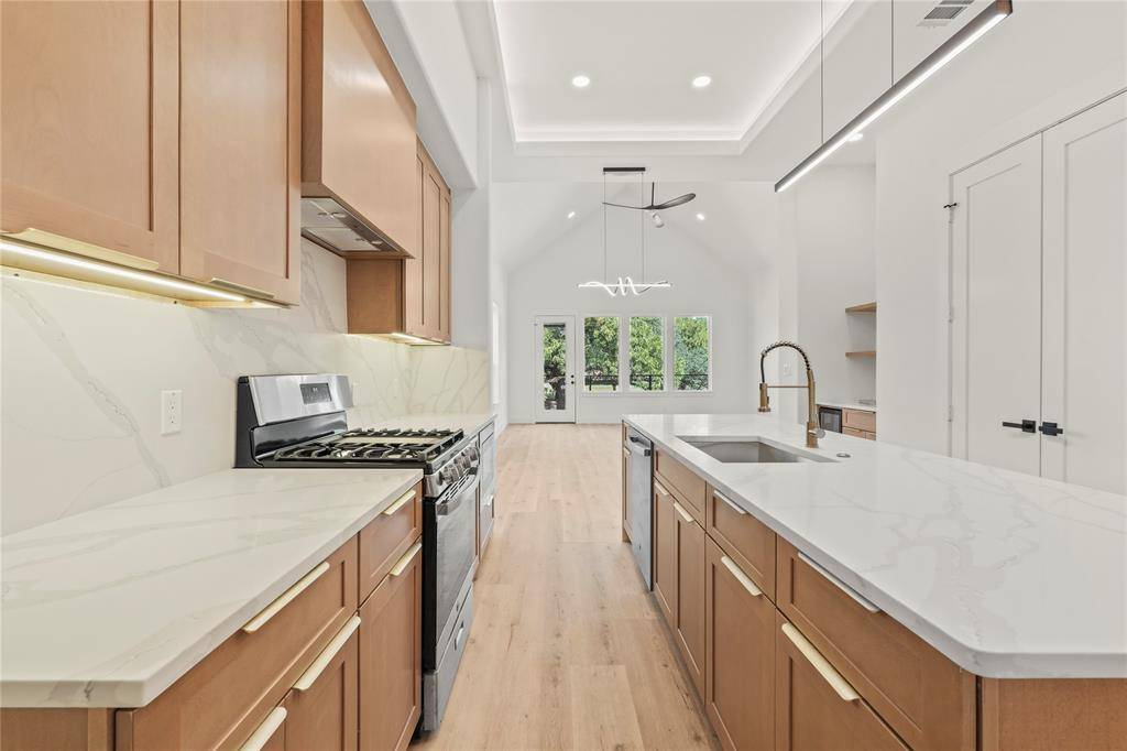 Dallas, TX 75208,850 W Canty Street