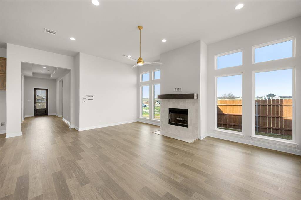 Hewitt, TX 76643,1328 Tahonta