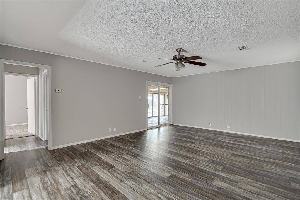 Burleson, TX 76028,228 Lester Street