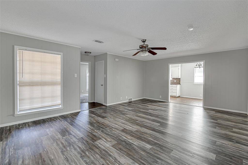 Burleson, TX 76028,228 Lester Street