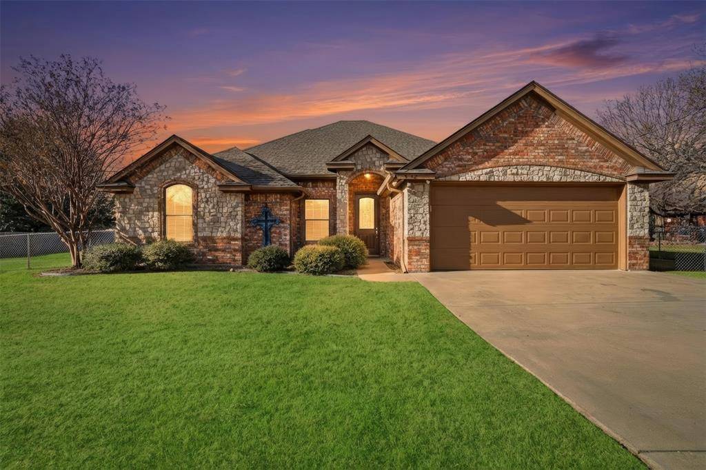 Granbury, TX 76049,3202 Bowie Street