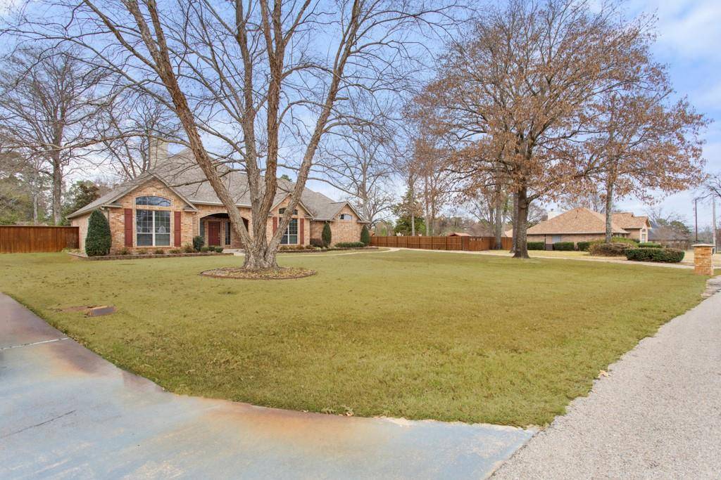 Mineola, TX 75773,130 CR 2221