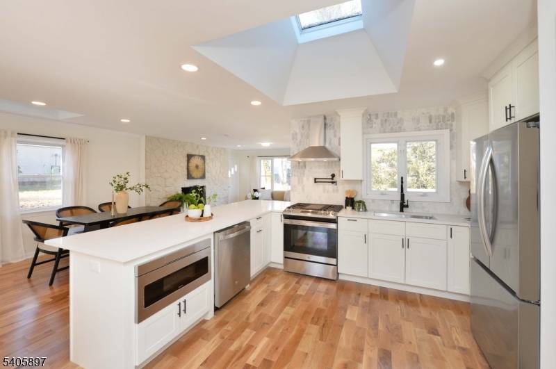 Hawthorne Boro, NJ 07506,99 Fairview Ave