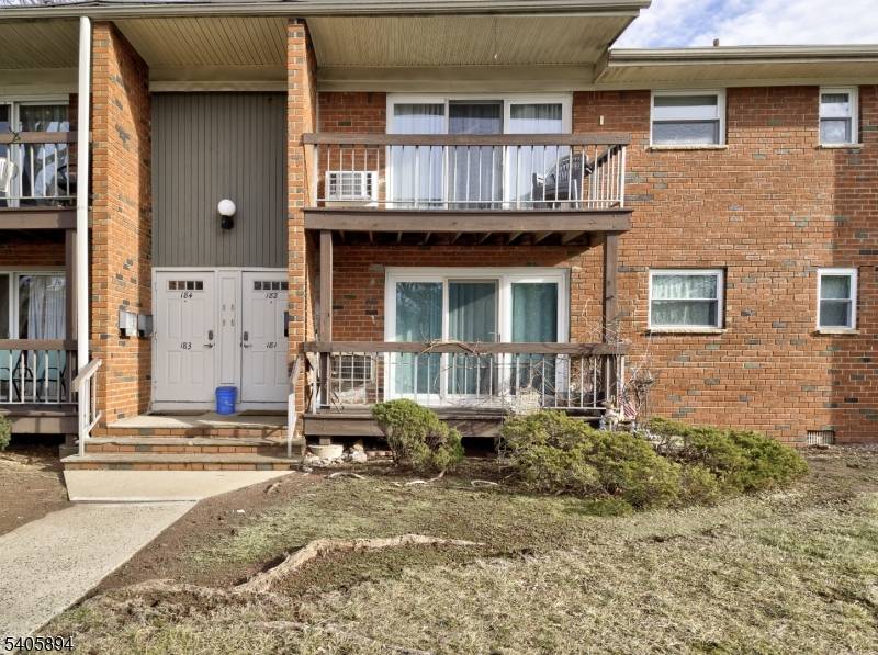 Hillsborough Twp., NJ 08844,515 Andria Ave #182