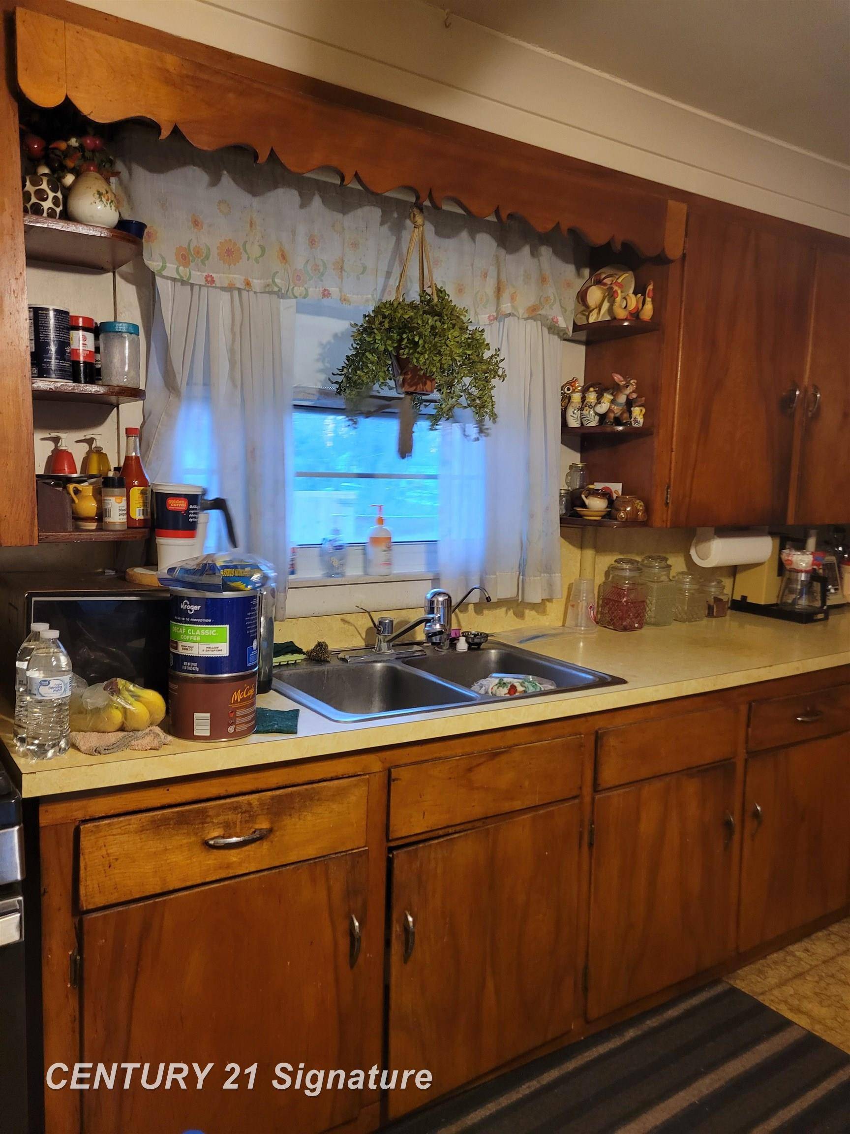 Flint, MI 48505,1065 W Kurtz AVE