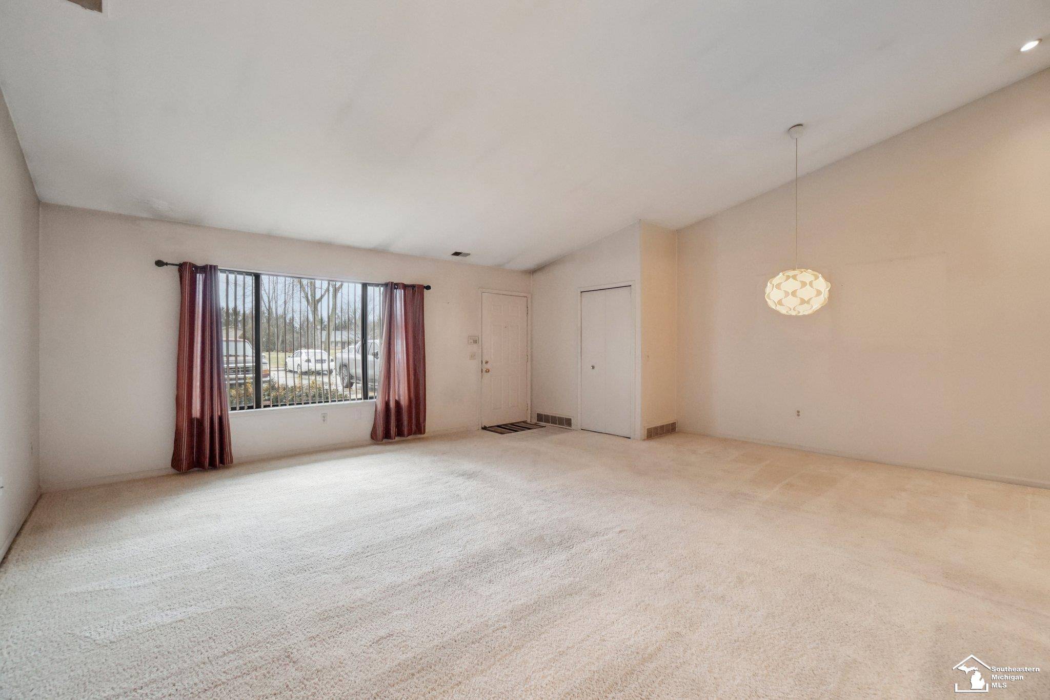 Southgate, MI 48195,16064 Holz DR