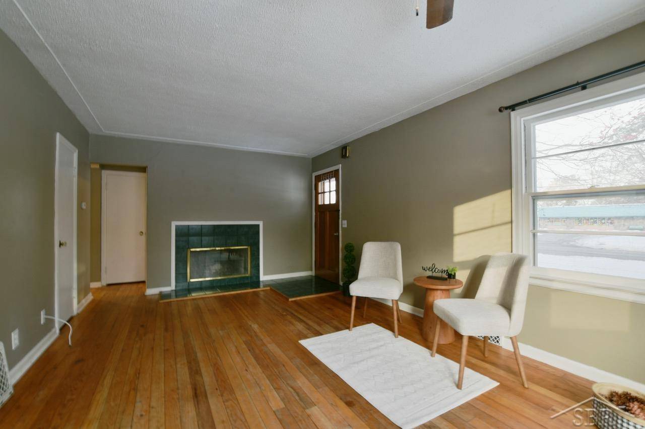 Midland, MI 48642,114 E Sugnet ST