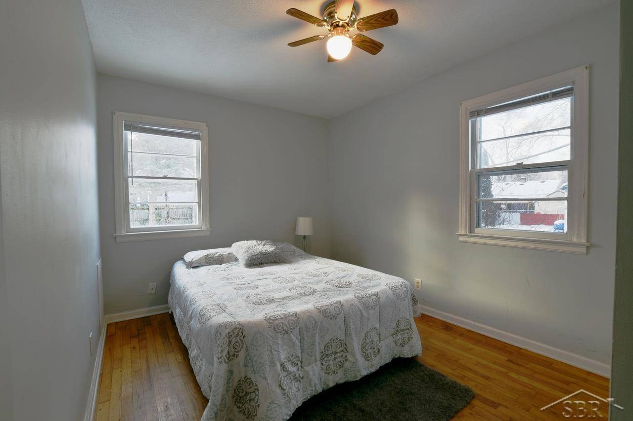 Midland, MI 48642,114 E Sugnet ST