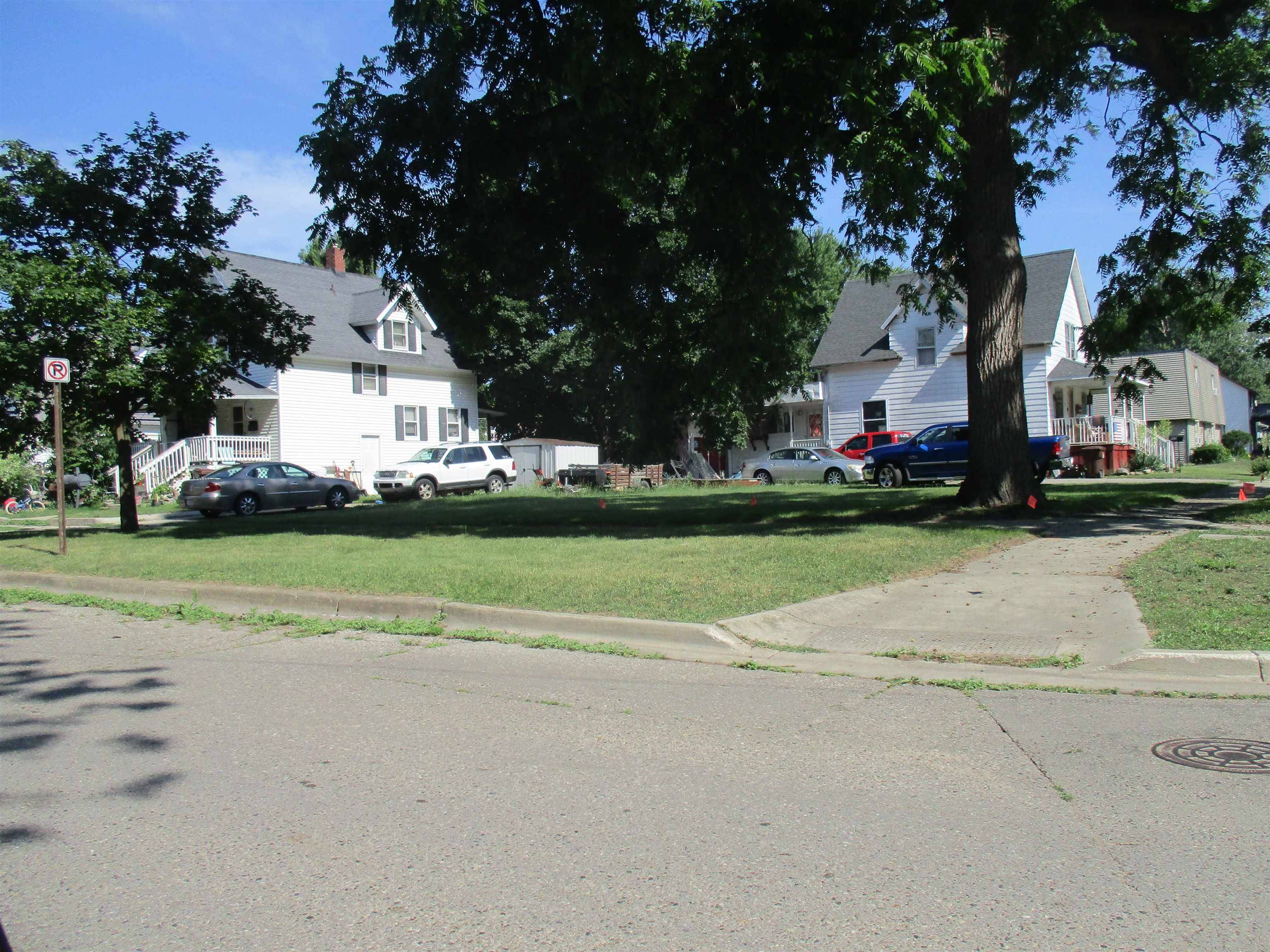 Alma, MI 48801,427 E Downie ST