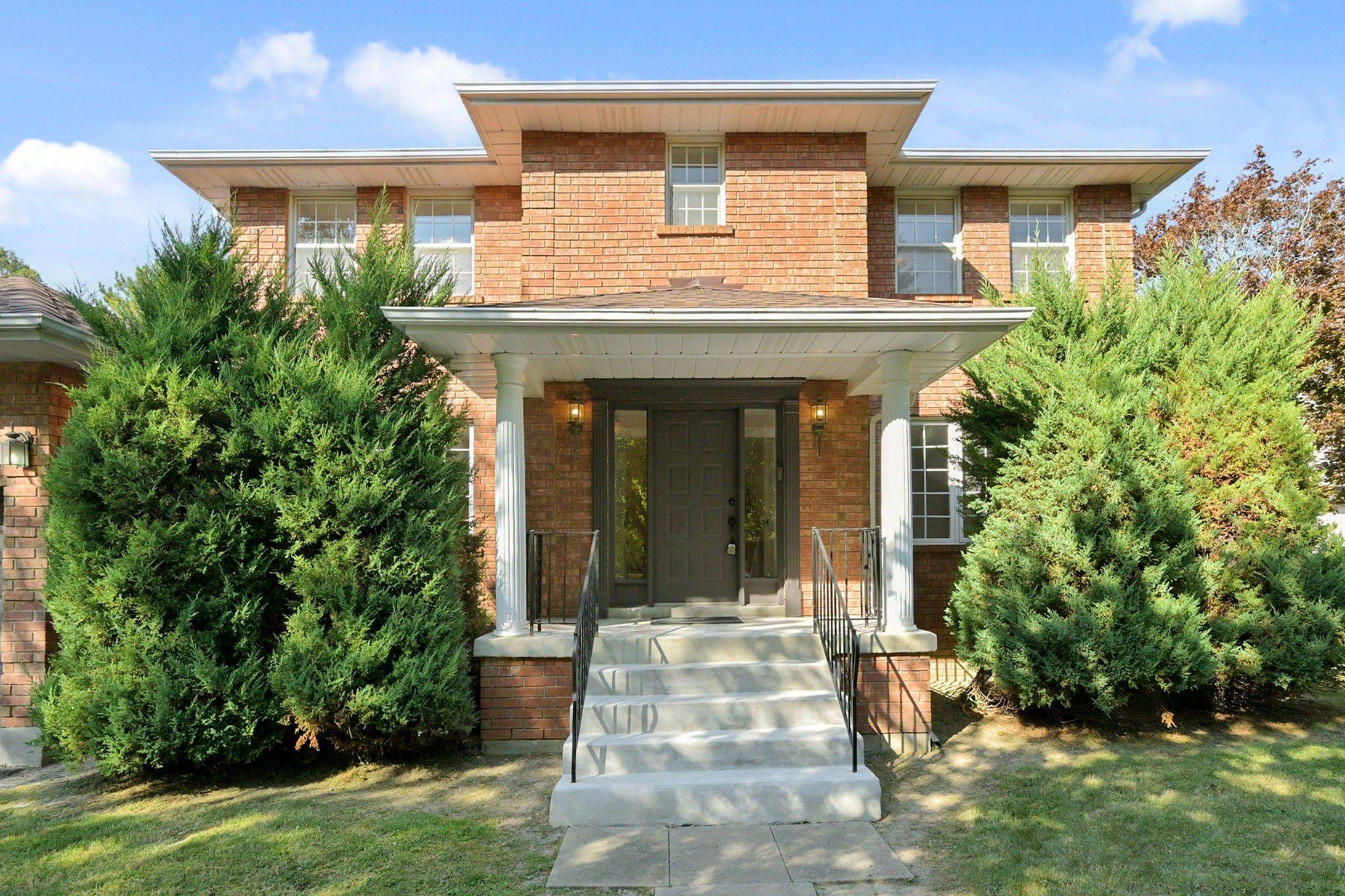 Richmond Hill, ON L4E 2N3,61 Beaufort Hills RD