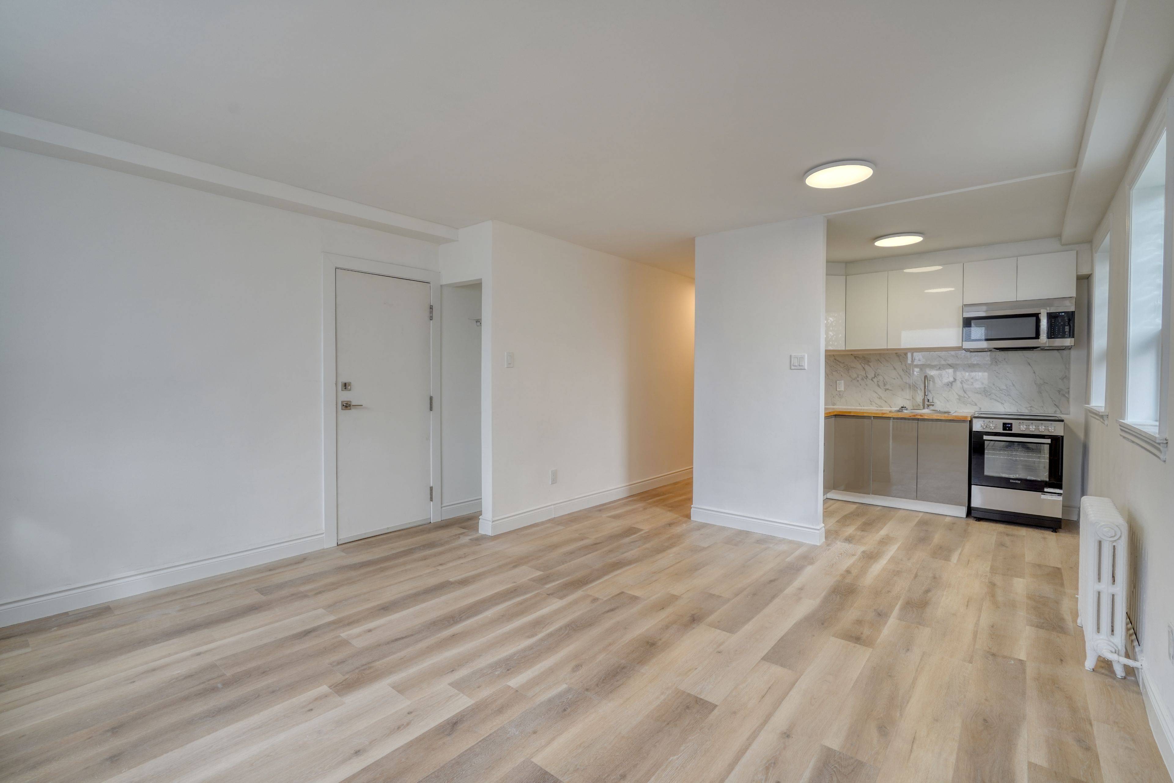 Toronto W06, ON M8V 3J9,101 Sixteenth ST