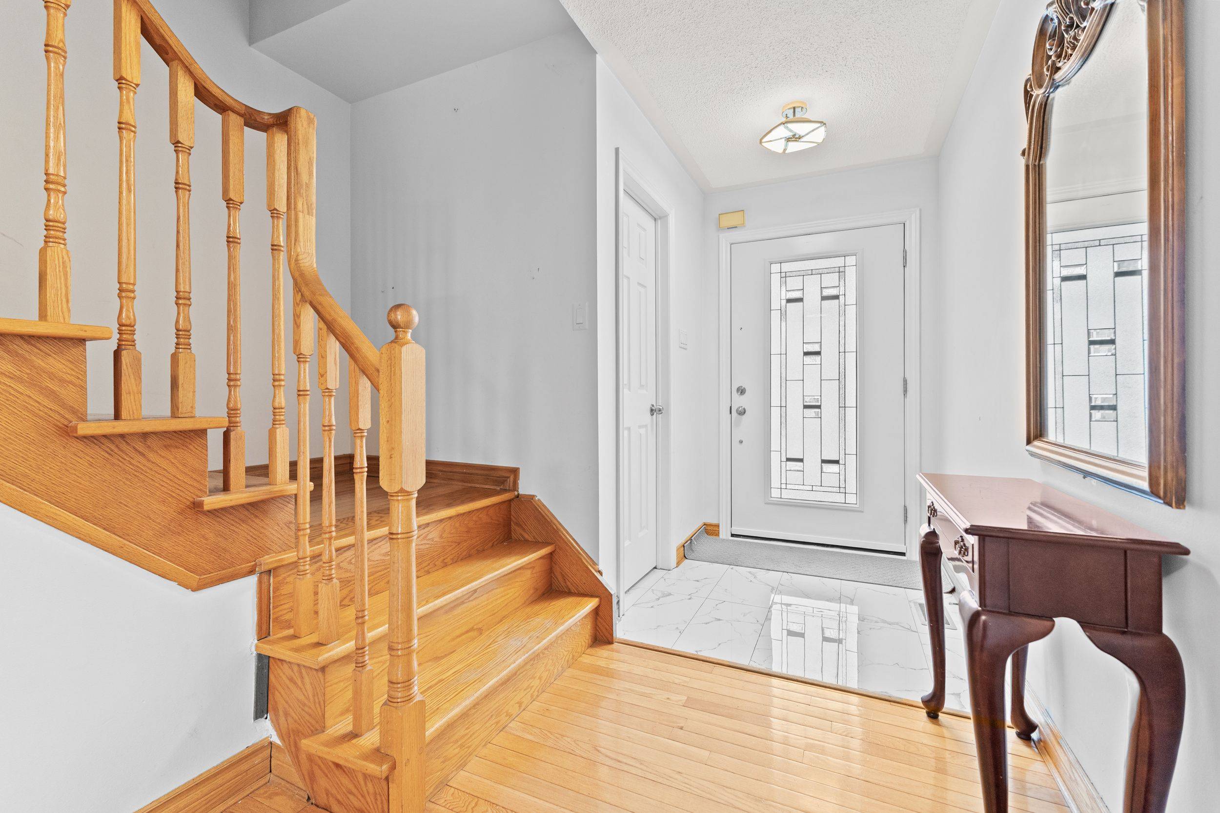 Brampton, ON L7A 2M2,28 Oakmeadow DR