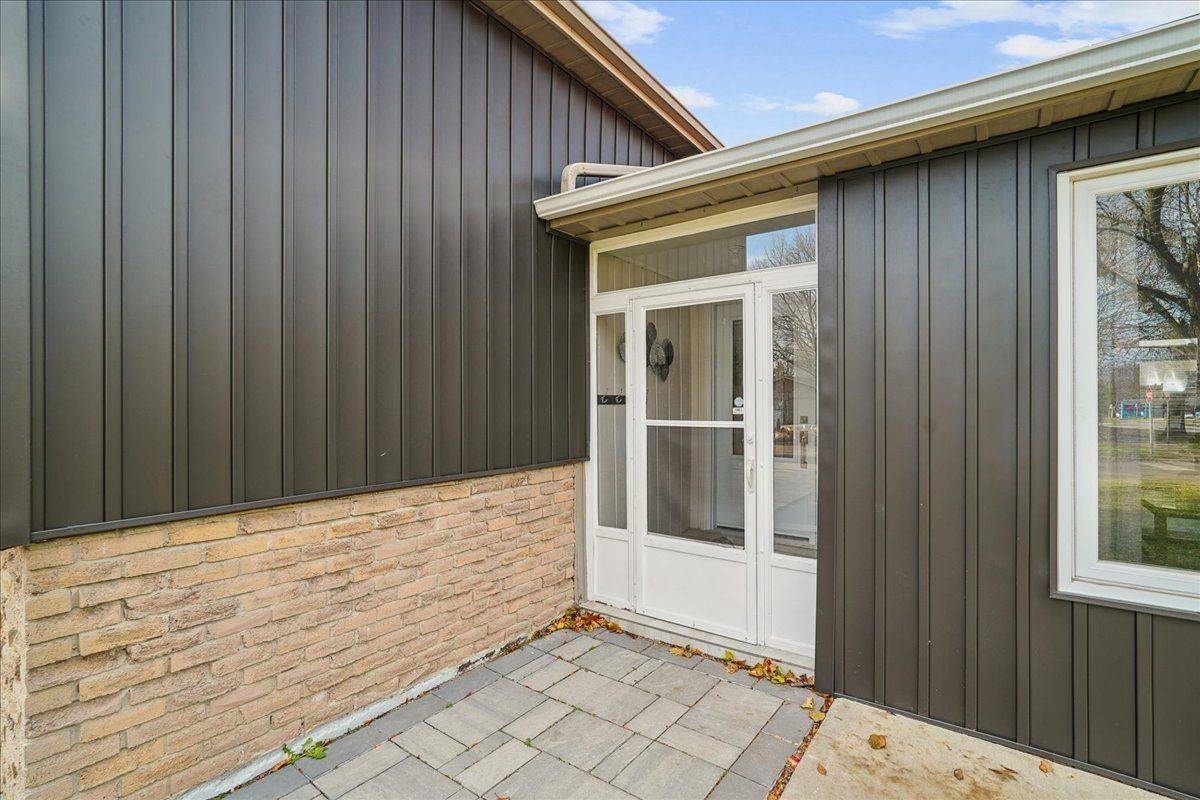 Caledon, ON L7E 3X9,26 Wright CRES