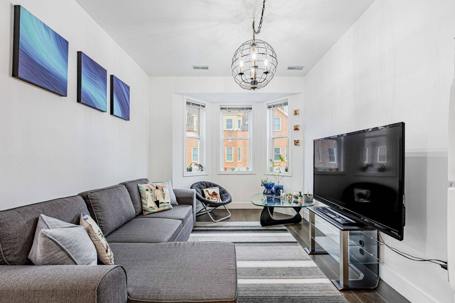 Toronto W04, ON M6A 3E7,760 Lawrence AVE W #121