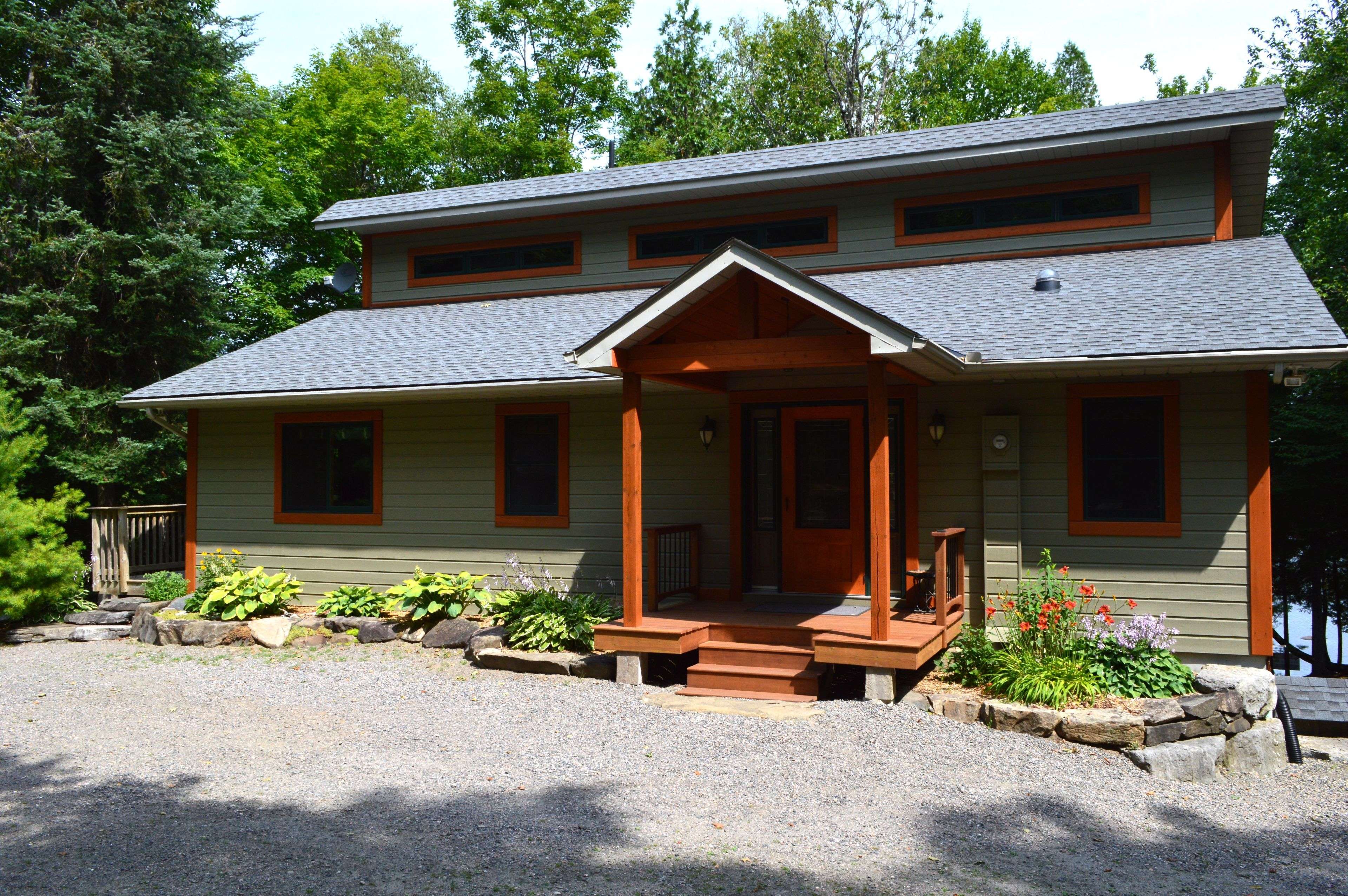 Highlands East, ON K0M 1S0,2272 Minnicock Lake RD