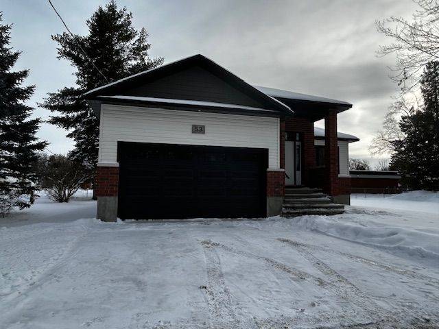 Russell, ON K4R 1A6,53 Craig ST