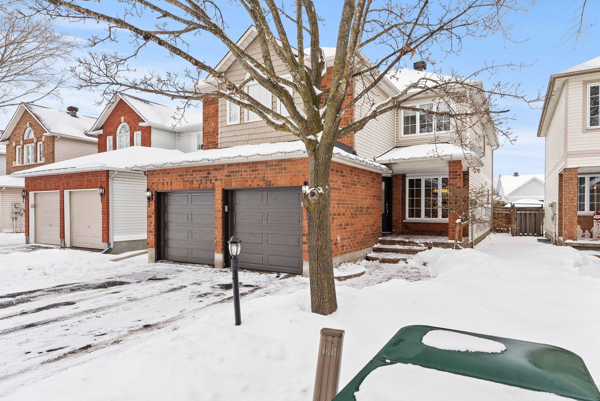Barrhaven, ON K2G 6H7,9 New Deighton CRES
