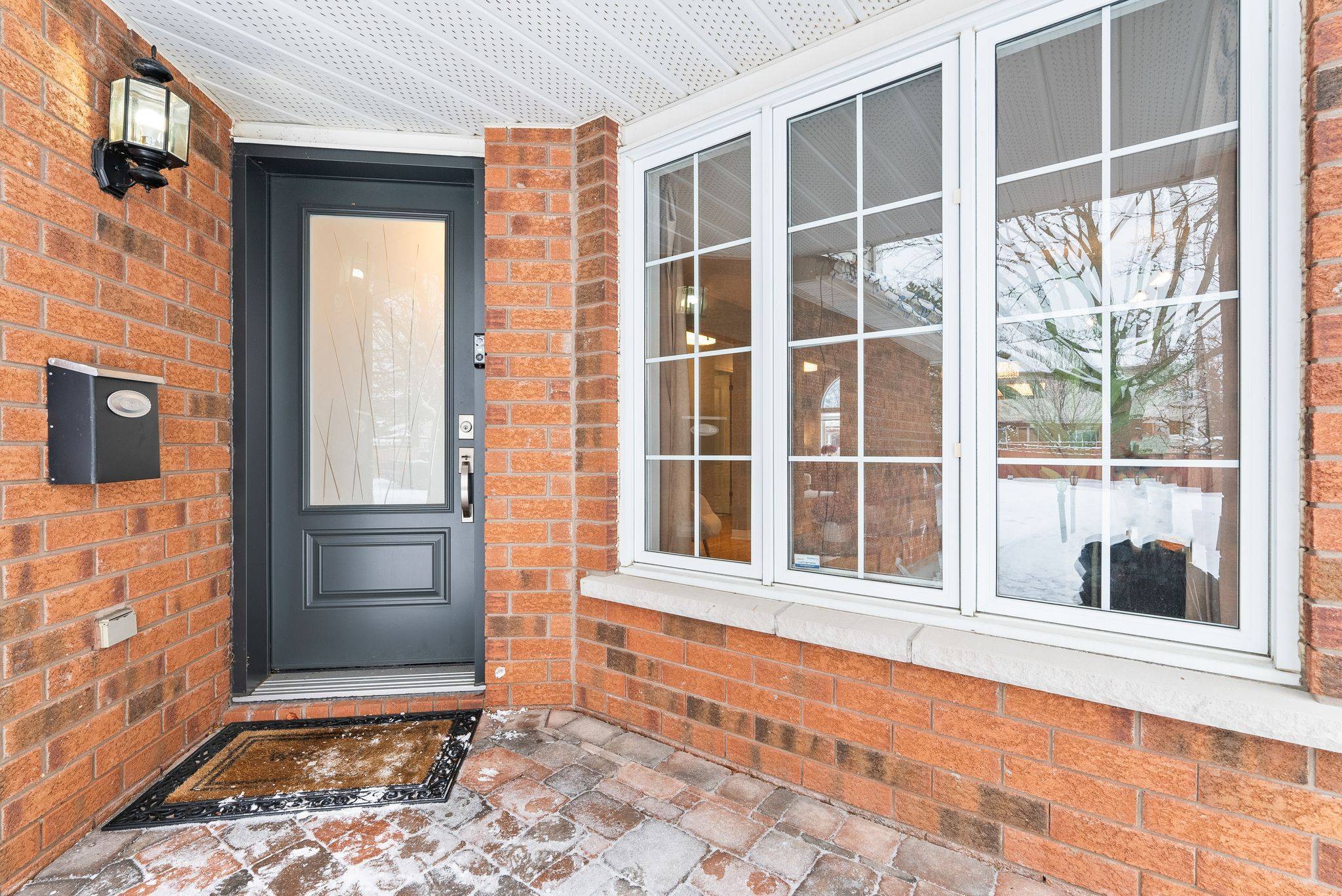 Barrhaven, ON K2G 6H7,9 New Deighton CRES