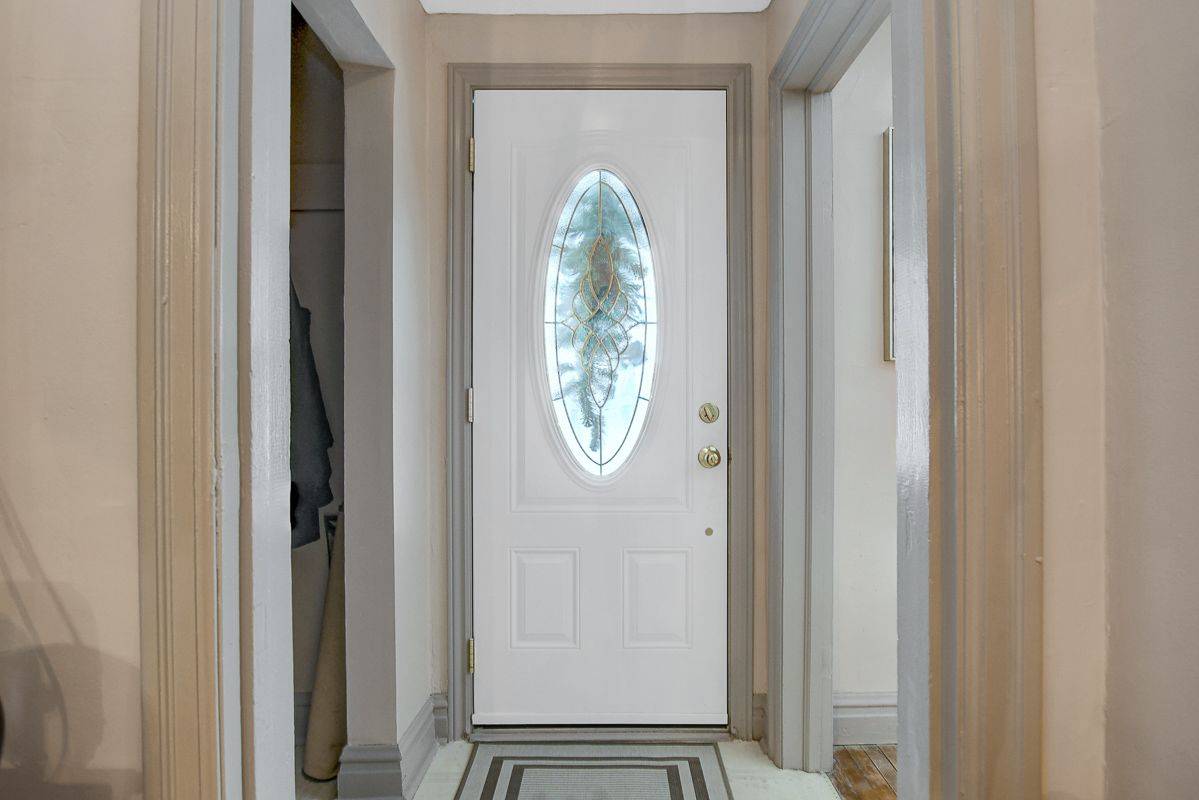 Overbrook - Castleheights And Area, ON K1K 1S7,103 Glynn AVE