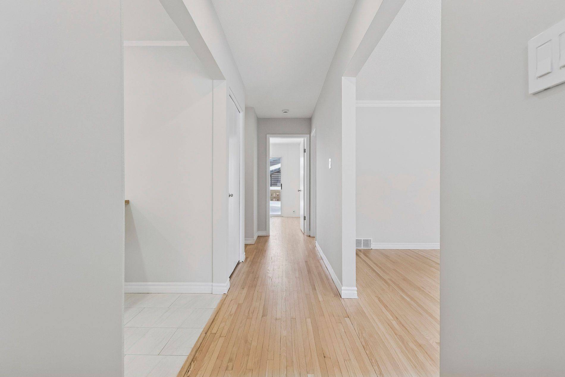 Waterloo, ON N2L 4L4,520 Teakwood DR