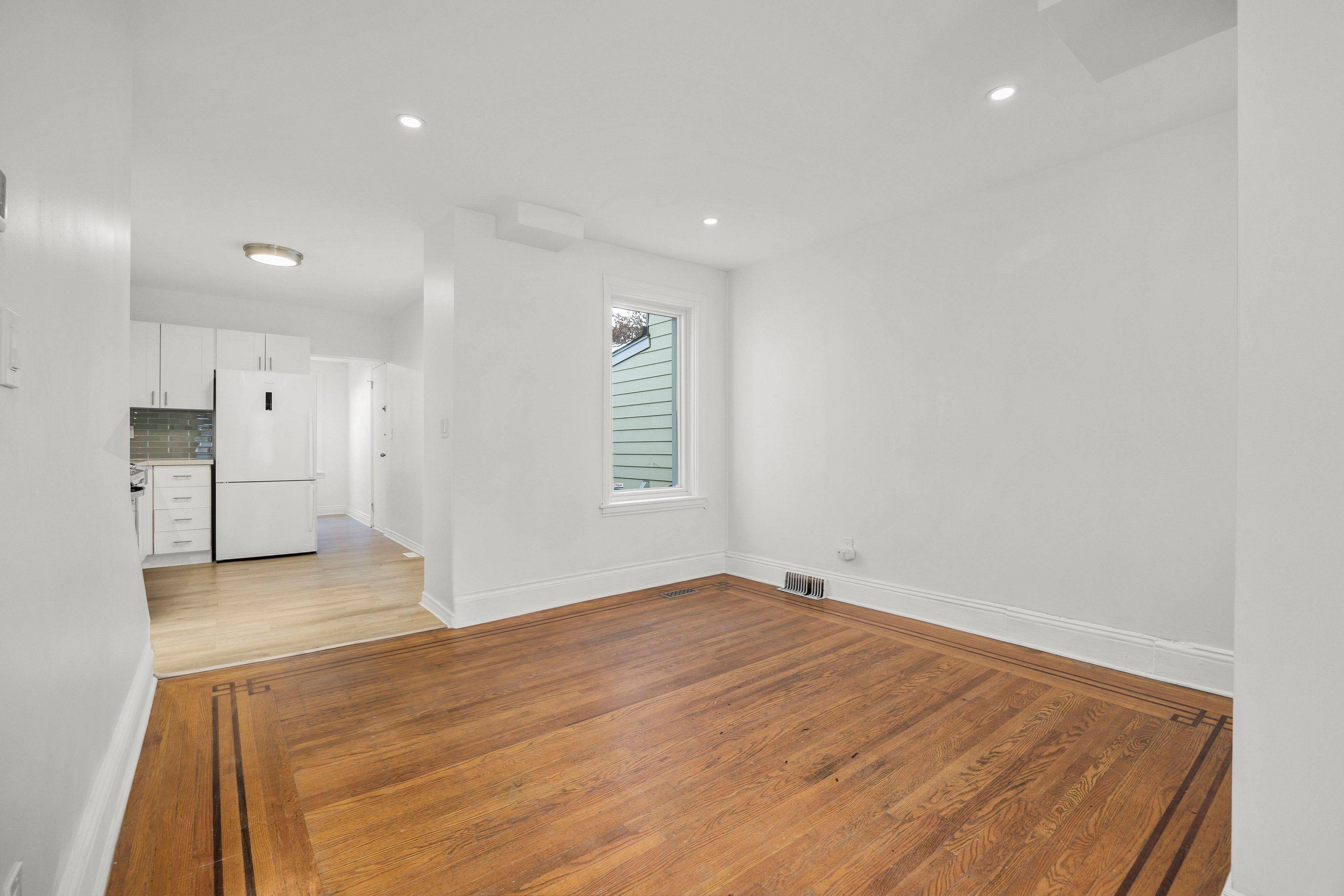 Hamilton, ON L8L 6K9,88 Chestnut AVE