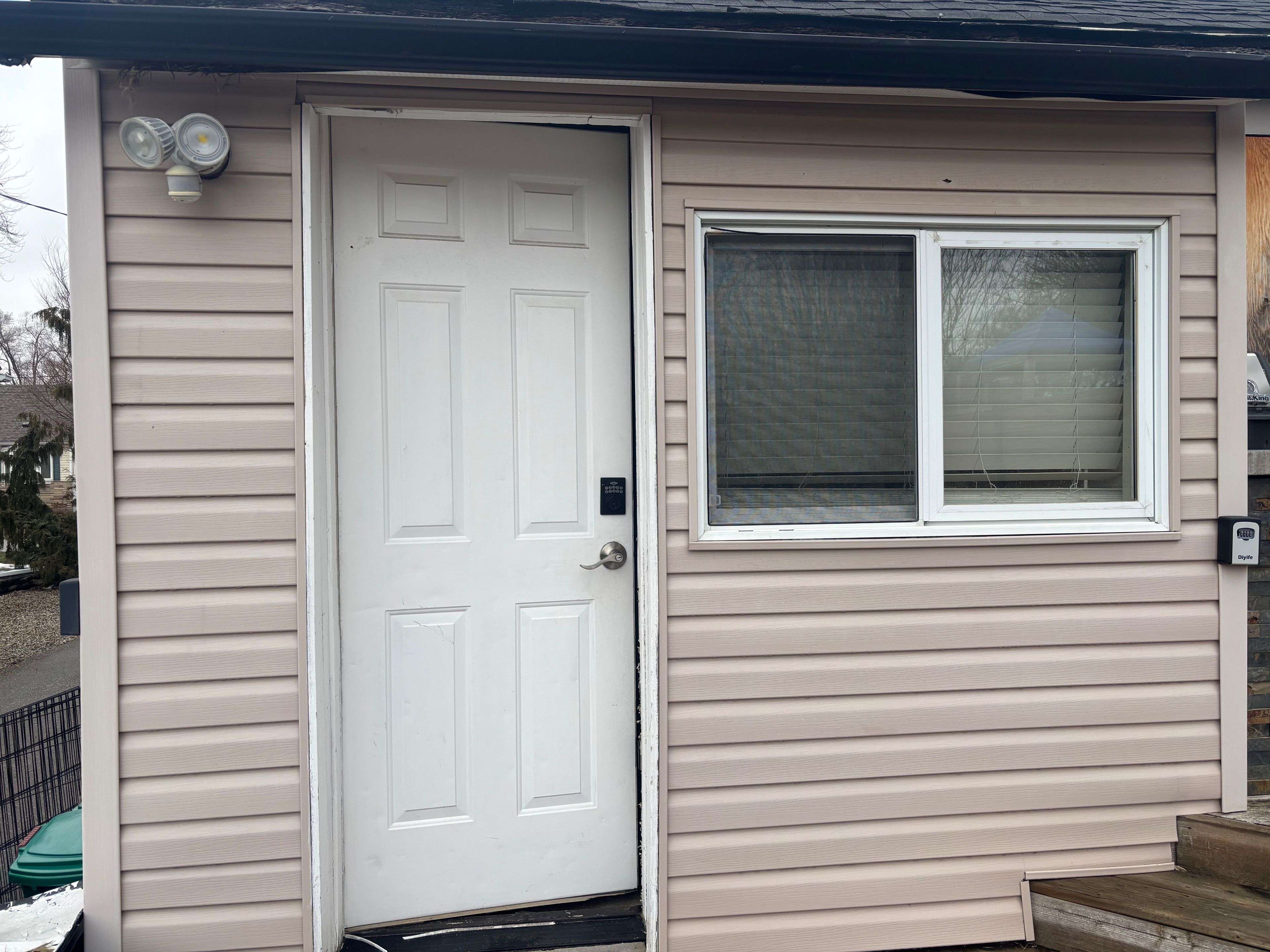 Brantford, ON N3R 2G6,6 Sussex AVE