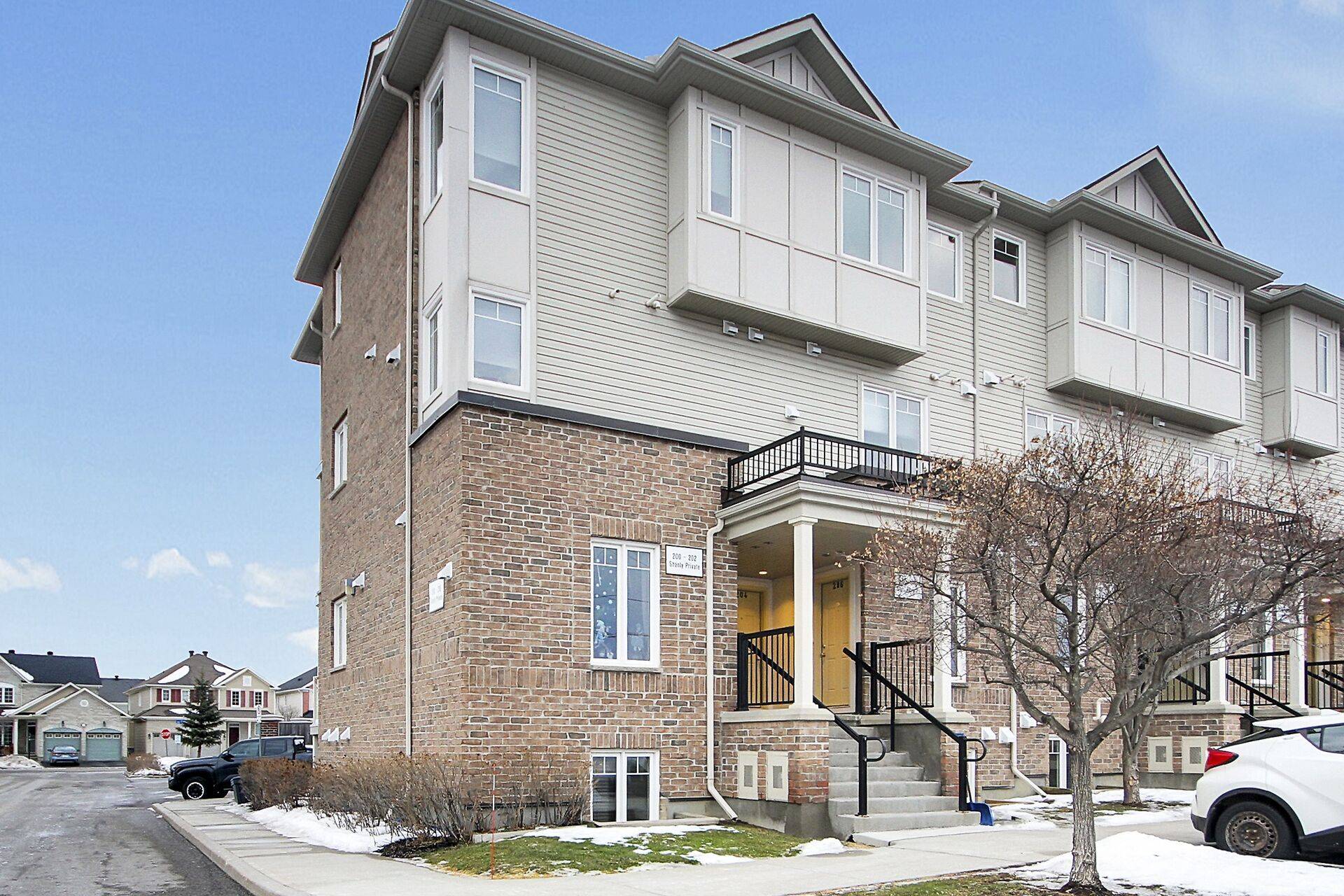 Barrhaven, ON K2J 5X6,204 Shanly Private #41